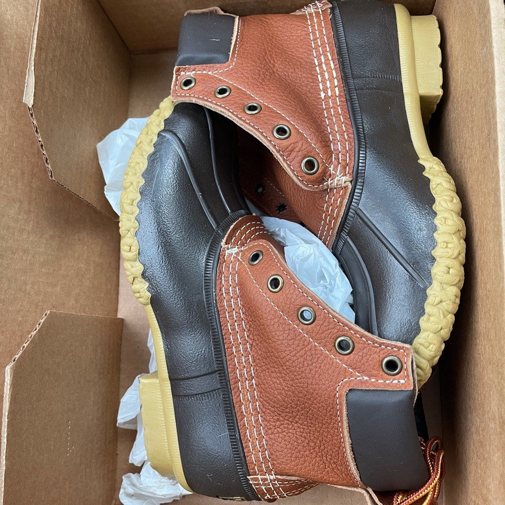 Bean boots
